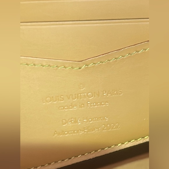 🔥 Louis Vuitton ‘Blurry’ Monogram Slim Wallet - Picture 13 of 16